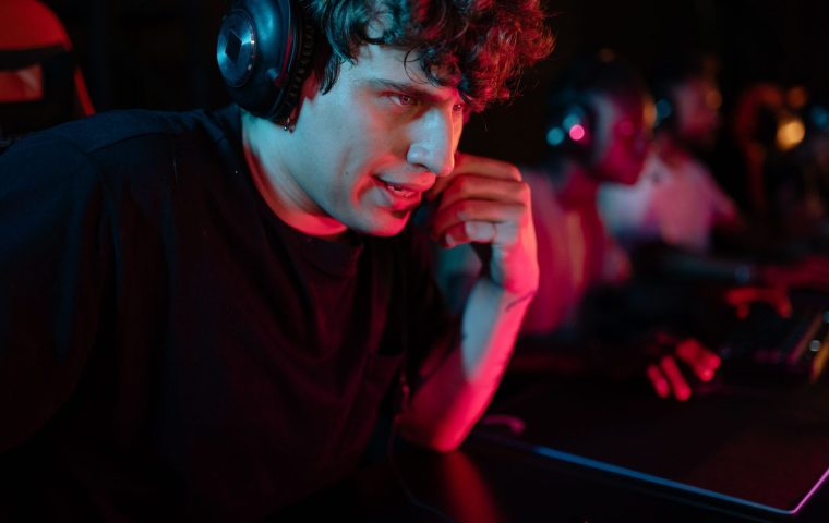 Common Comms Mistakes That Lose Ranked Games