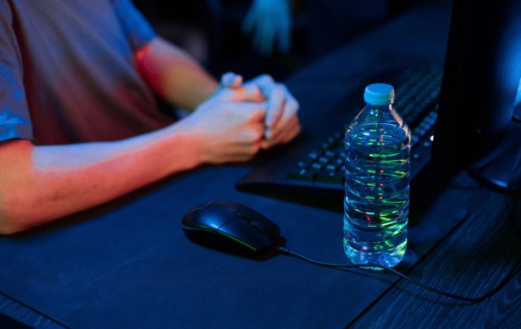 Wired vs Wireless Gaming Mice: Does Latency Still Matter?